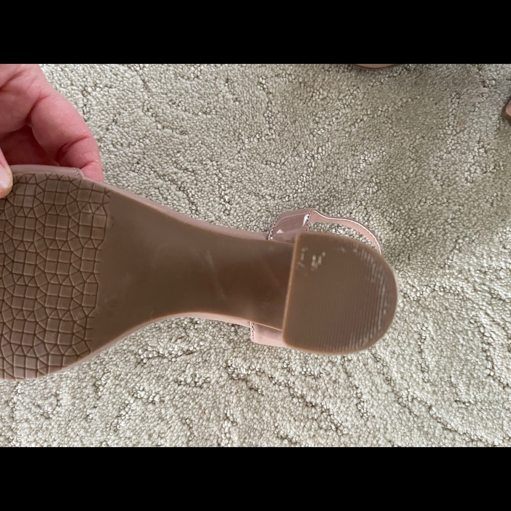 Sandals - Picture 3 of 5